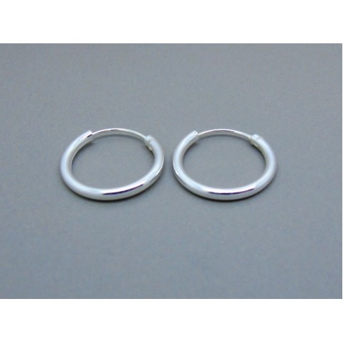 Sterling Silver Medium 18mm Plain Hoops