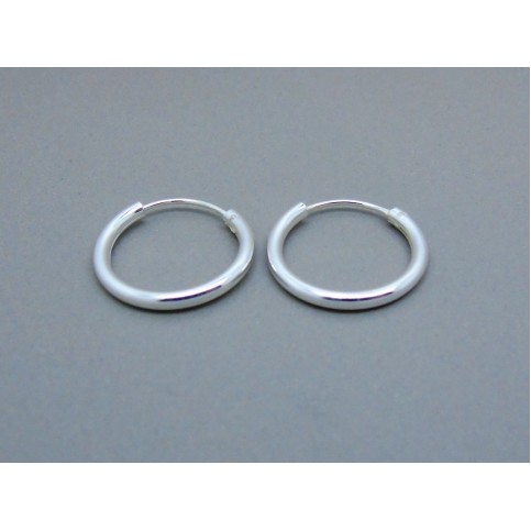 Sterling Silver Medium 18mm Plain Hoops