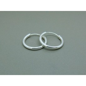 Sterling Silver Medium 18mm Plain Hoops