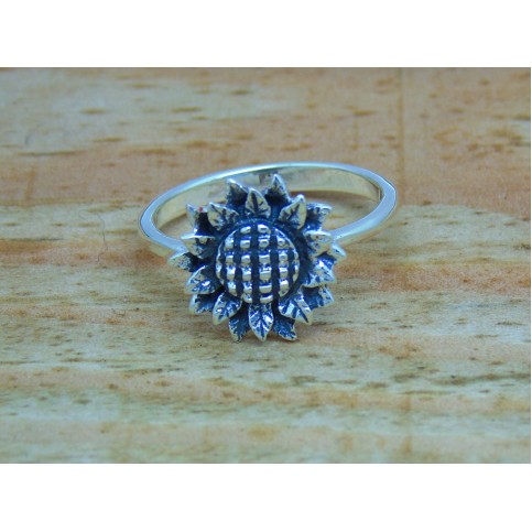 Sterling Silver Small Sunflower Ring