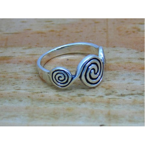 Sterling Silver Triple Circular Swirl Ring