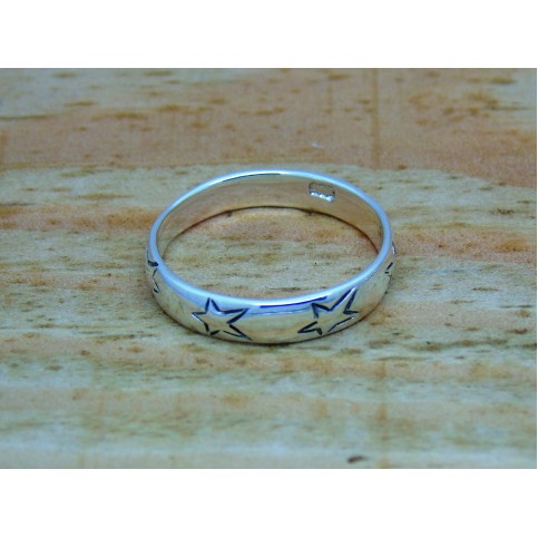 Sterling Silver Ring With Star Design