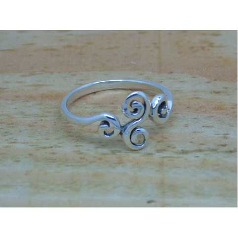 Sterling Silver Triple Swirl Ring