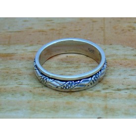 Sterling Silver Decorative Spinner Ring