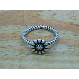 Sterling Silver Decorative Oxidised Flower Ring