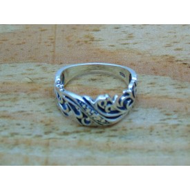 Sterling Silver Decorative Vine Ring