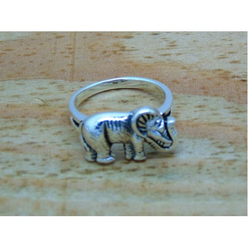 Sterling Silver Elephant Ring